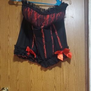 Chic Black and Red Lace Chemise